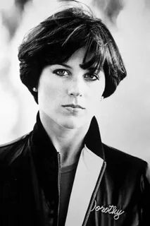 Beauty Dorothy hamill haircut, Wedge haircut, 1970s hairstyl