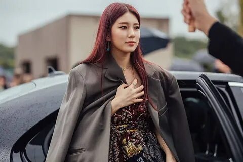 Suzy Bae At the Christian Dior 2019 Fashion Show In Paris