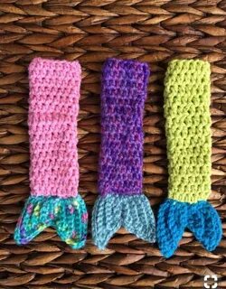 Crochet mermaid popsicle holders by LandMCrochetCreation on 