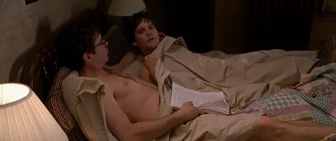 ausCAPS: Tobey Maguire and Robert Downey Jr. shirtless in Wo