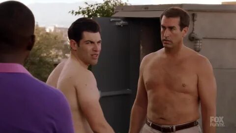 ausCAPS: Max Greenfield and Rob Riggle shirtless in New Girl