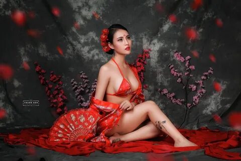 Bộ ảnh "LẠC TRÔI" Cực sexy khiêu gợi trong trang phục cổ tra