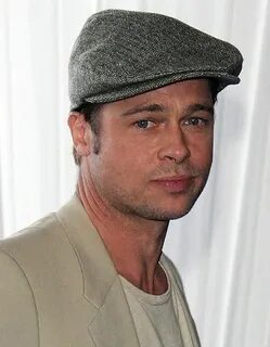 The Flat Cap: Brad Pitt looks pretty smooth in this black an