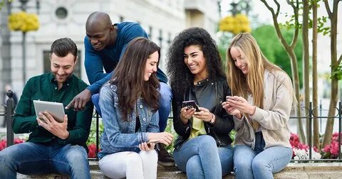 Why Universities Should Use Text Messaging For Instant Outre