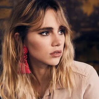 Suki Waterhouse Suki waterhouse, Stylish haircuts, Hairstyle