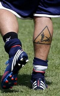 Pin di Mafer ♥ su Tattoos Tatuaggi, Tatuaggi a tema calcio, 