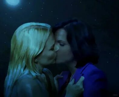 swan queen Swan queen, Regina and emma, Evil queen