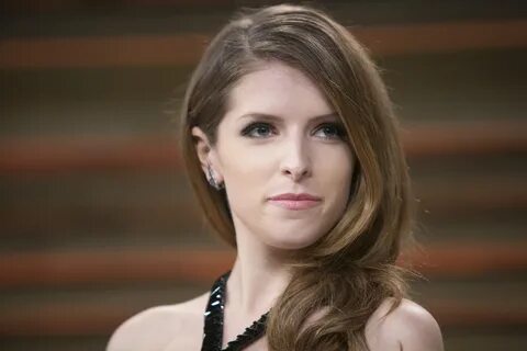 Anna Kendrick Wallpapers Images Photos Pictures Backgrounds