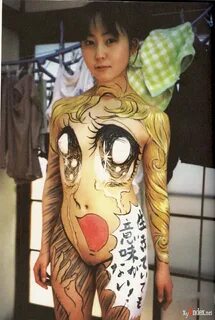 Japanese girls body painted