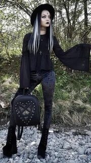 Elesha Alice Thorn Gothic rock fashion, Gothic fashion, Fash