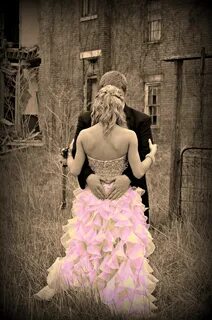 Prom Picture ideas Prom pictures couples, Country prom, Prom