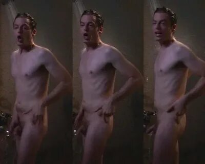 Justin Kirk naked in 'Weeds' at Movie'n'co