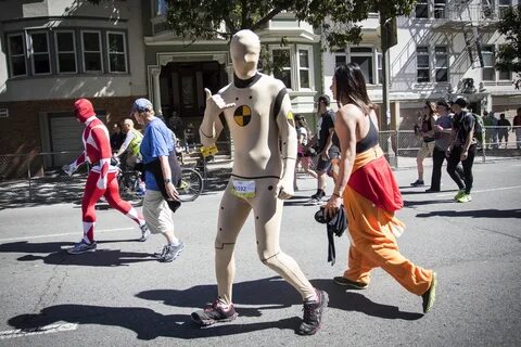 Our 31 best photos from Bay to Breakers 2016