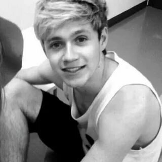 Niall Horan (With images) I love one direction, James horan,