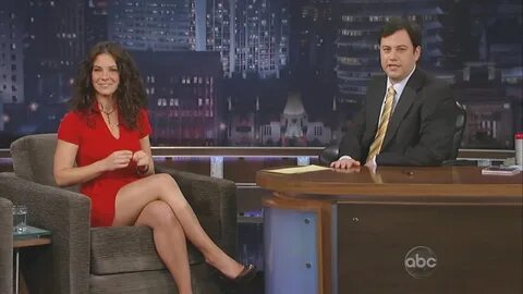 Evangeline Lilly Crossed Legs Celebrities