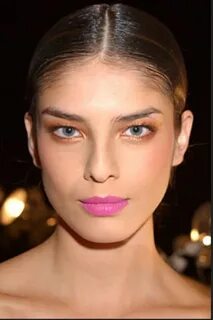 Liliana Domínguez .. Mexican top model Pink lipstick makeup,