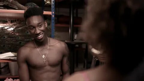 ausCAPS: Nathan Stewart-Jarrett shirtless in Misfits 1-05 "E