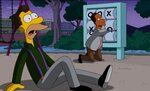 Lenny and Carl shocked at Homer Simpson getting stuck. Best 