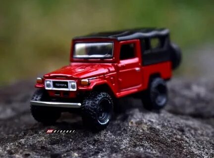 DAV Diecast di Instagram "Toyota Land Cruiser Johnny Lightni