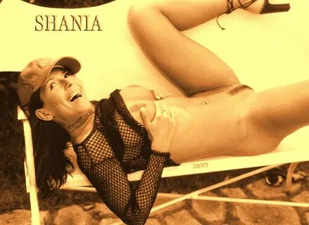 35514_Twain_Shania_0010_123_530lo.jpg.