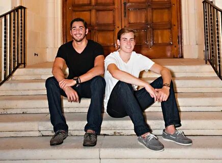 Senior Twin Brothers, photographer Kacia Platt. Senior photo