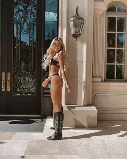 Tittyless Olivia Ponton Sexy Collection (130 Photos + Videos