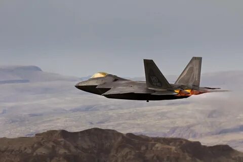 Истребителям F-22 обновят "лобовой" индикатор - Naked Scienc