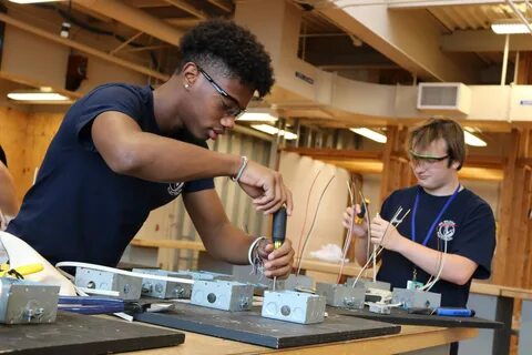 For male students, technical education in high school boosts