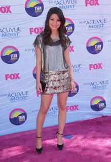 MIRANDA COSGROVE at 2012 Teen Choice Awards in Universal Cit