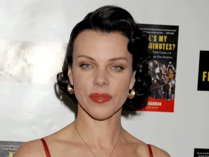 Debi Mazar OSOBNOSTI.cz