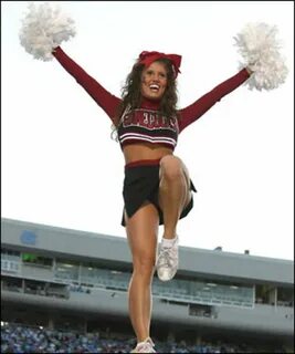 Cheerleader of the Week: Briitany Cannon (South Carolina) - 
