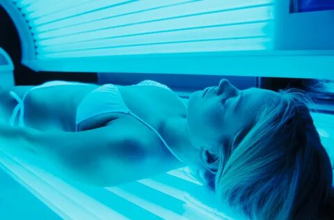 Going Tanning At An Early Age Linked To Heightened Melanoma 