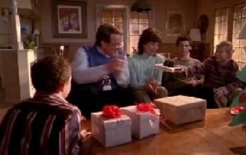Malcolm in the Middle (S06E06): Hal's Christmas Gift Summary
