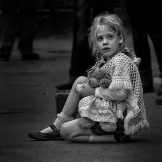 Little Girl Lost by Dixxipix ePHOTOzine