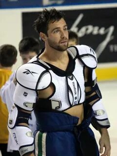 Pin by Hockey Hunks on Just the Pads Hot hockey players, Hoc