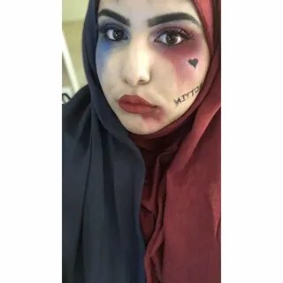 I wear a hijab and this is my Halloween make-up for this yea