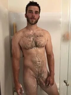 Sexy Bearish Hottie Alex Lederman - Gay Body Blog - Pics of 
