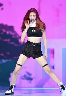 February 12, 2019 ITZY Yuna 'IT'z Different' Debut Showcase 