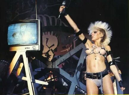 Pictures of Wendy O. Williams