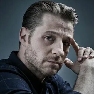 Ben McKenzie in 2020 Ben mckenzie, Benjamin mckenzie, Celebr