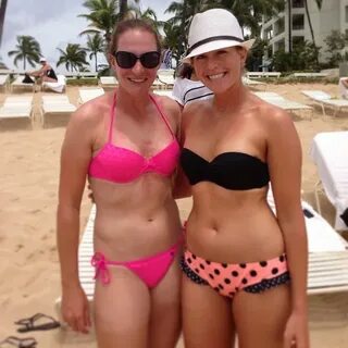 Paula Creamer Bikini Pics Archive (or Treasure Trove)