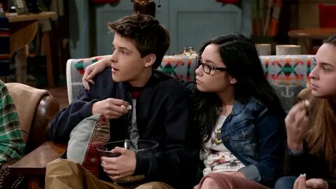 #GirlMeetsWorld 3x08 "Girl Meets Ski Lodge: Part 1" - Farkle