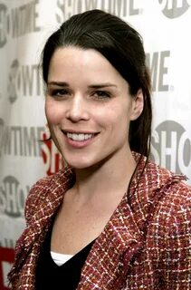 Neve Campbell 02:Beautiful Idols