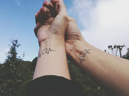 3 Zodiac Signs Who'll Get Couples' Tattoos With You, No Hesi