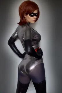 Incredible Elastigirl Cosplay - Project-Nerd