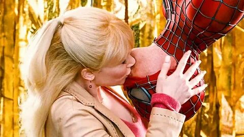 SPIDER-MAN AND GWEN STACY UPSIDE DOWN KISS SCENE SPIDER-MAN 