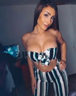 Vasilka Stoyanova aka Vazzzle Sexy Tits (68 Photos) #The Fap