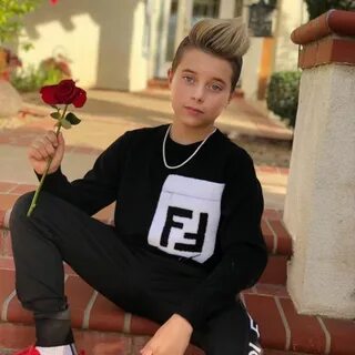 Gavin Magnus on Instagram: "Roses are red violets are blue 🌹