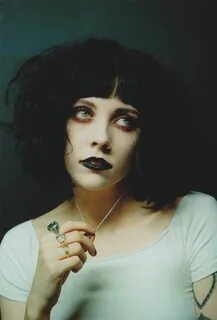 Pin by annaaholixxx on heather baron-gracie Pale waves, Face