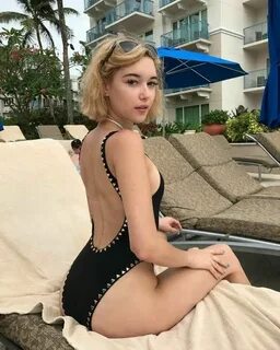 Pin by Elena Lysak on fit Sarah snyder, Baywatch bathing sui
